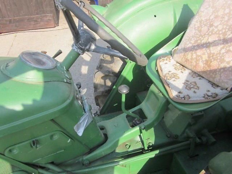 Deutz-Fahr D30