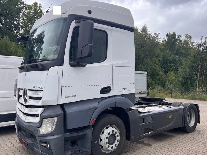 Mercedes-Benz Actros 1843