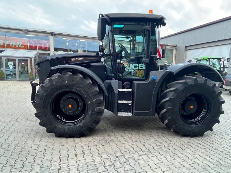 JCB Fastrac 4220 ICON