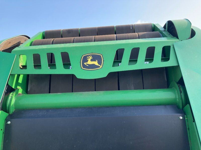 John Deere V451M