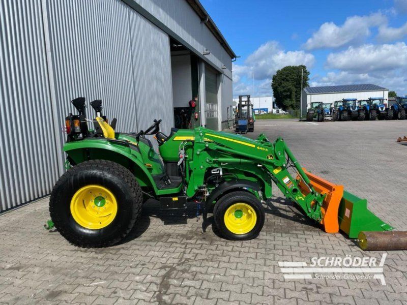 John Deere 4049 M