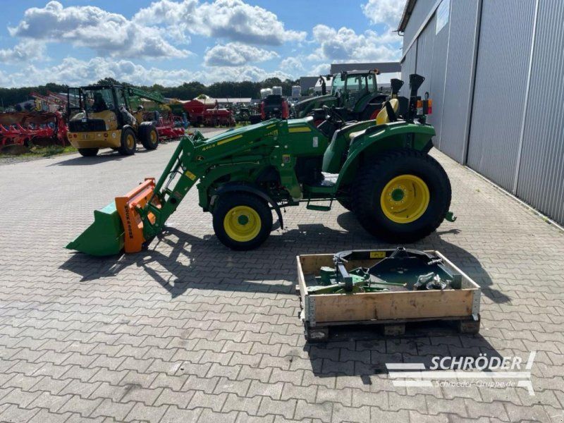John Deere 4049 M