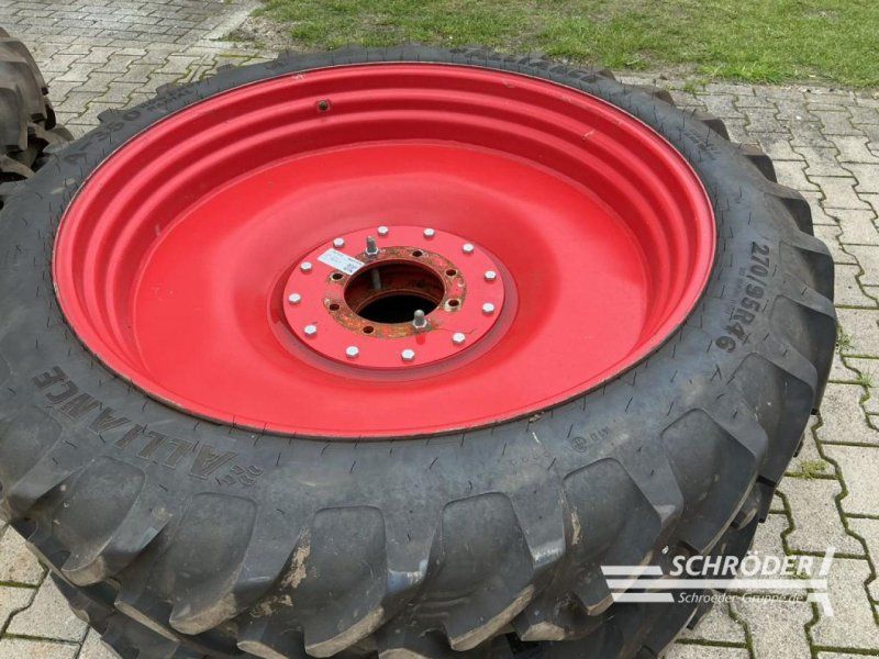 Fendt PFLEGERÄDER 270/95 R34 + 270/95 R46