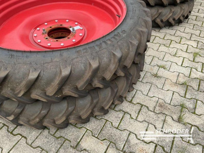 Fendt PFLEGERÄDER 270/95 R34 + 270/95 R46