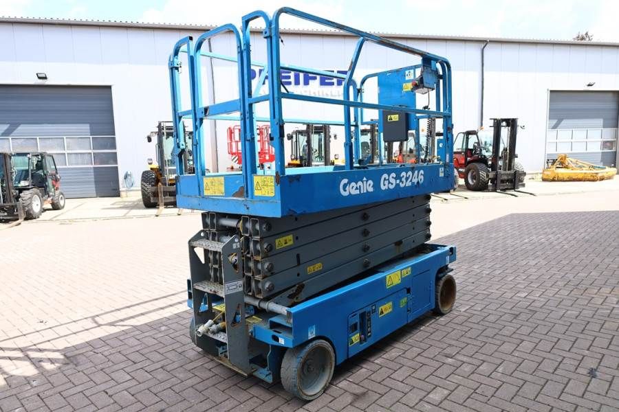 Genie GS3246 Electric, Working Height 11.75 m, 318kg Cap