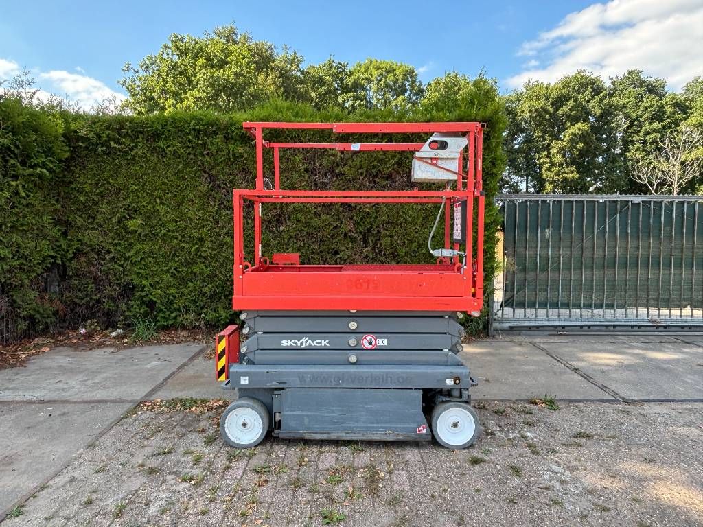 SkyJack SJ III 3219 hoogwerker schaarhoogwerker 8m skyjack