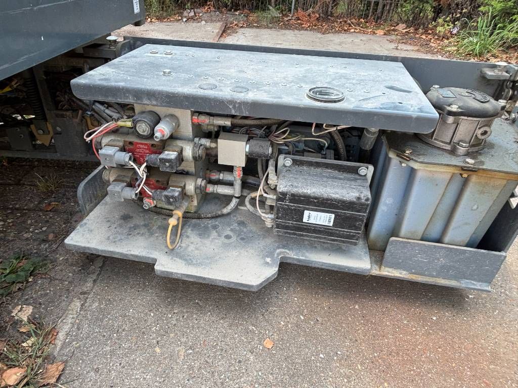 SkyJack SJ III 3219 hoogwerker schaarhoogwerker 8m skyjack