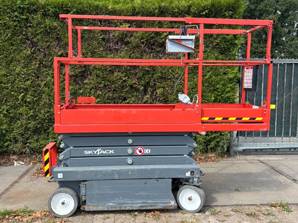 SkyJack SJ III3219 schaarhoogwerker 8m skyjack hoogwerker