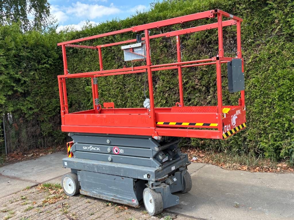 SkyJack SJ III3219 schaarhoogwerker 8m skyjack hoogwerker