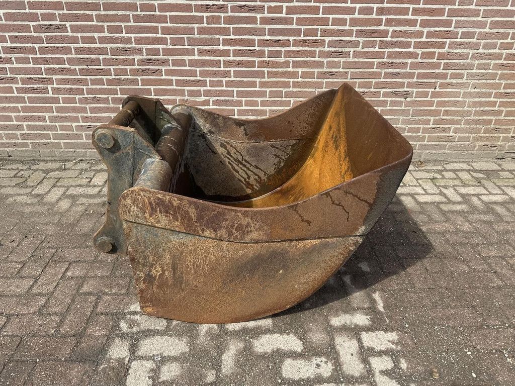 S60 grading bucket