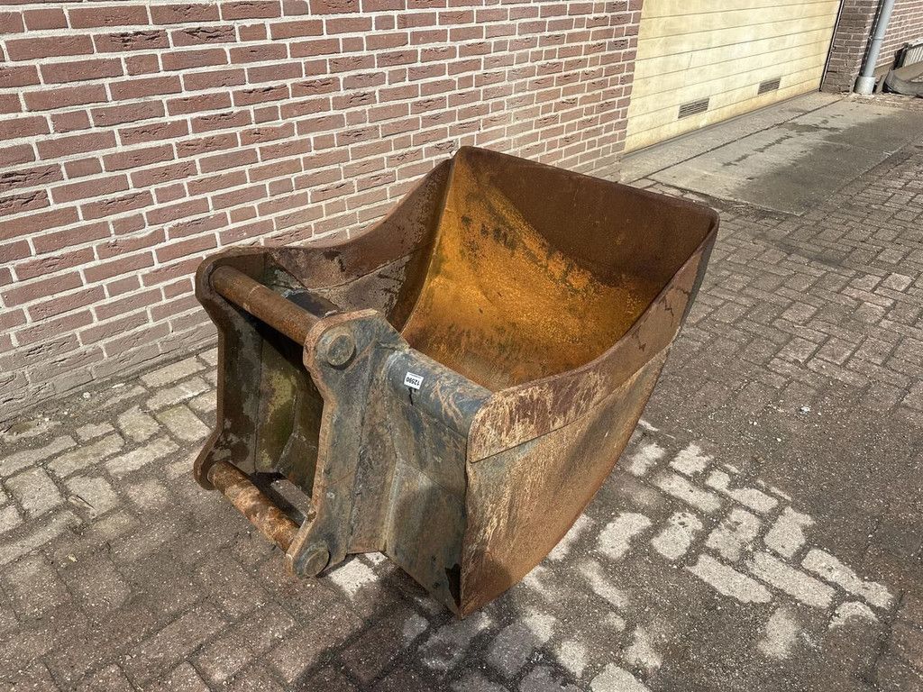S60 grading bucket