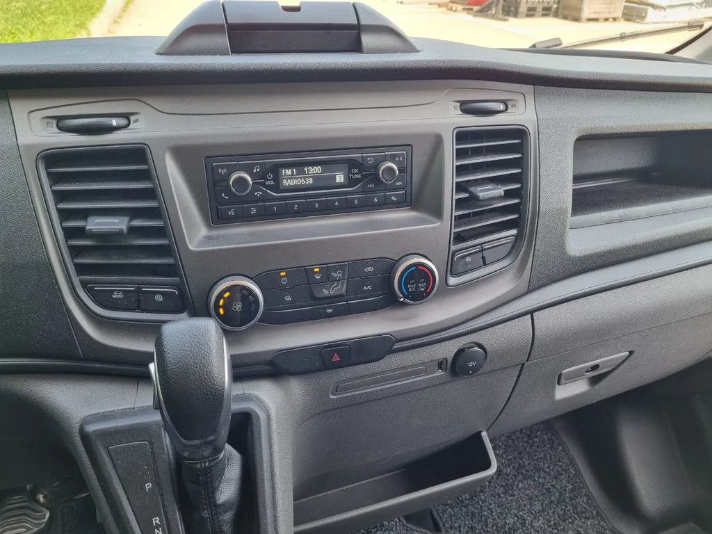 Ford Transit Gesloten clixtar oplegger 5,2 m.