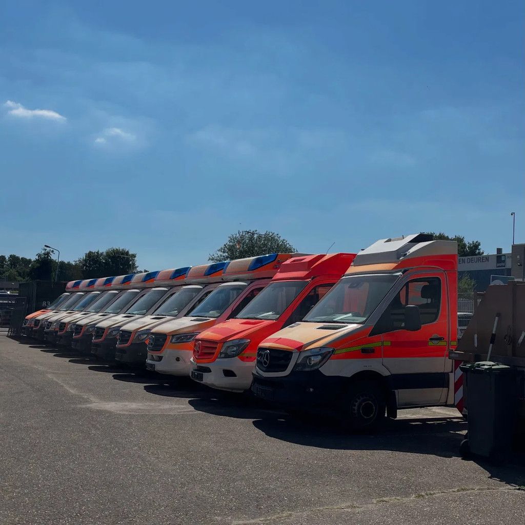 Mercedes-Benz Sprinter 519 Ambulance of chassie , 6 cilinder