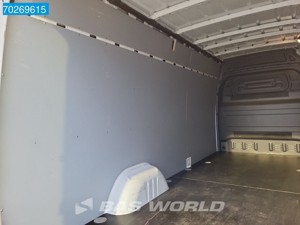 Mercedes Sprinter 319 CDI Automaat 190PK L3H2 Airco Cruise Camera MBUX CarPlay Euro6 L2 14m3 Airco Cruise control