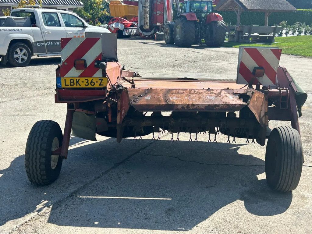 Kuhn JF Stoll 243 getrokken maaier