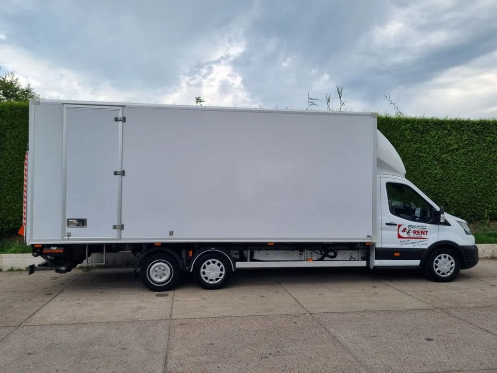 Ford Transit Gesloten clixtar oplegger 6,1 m.