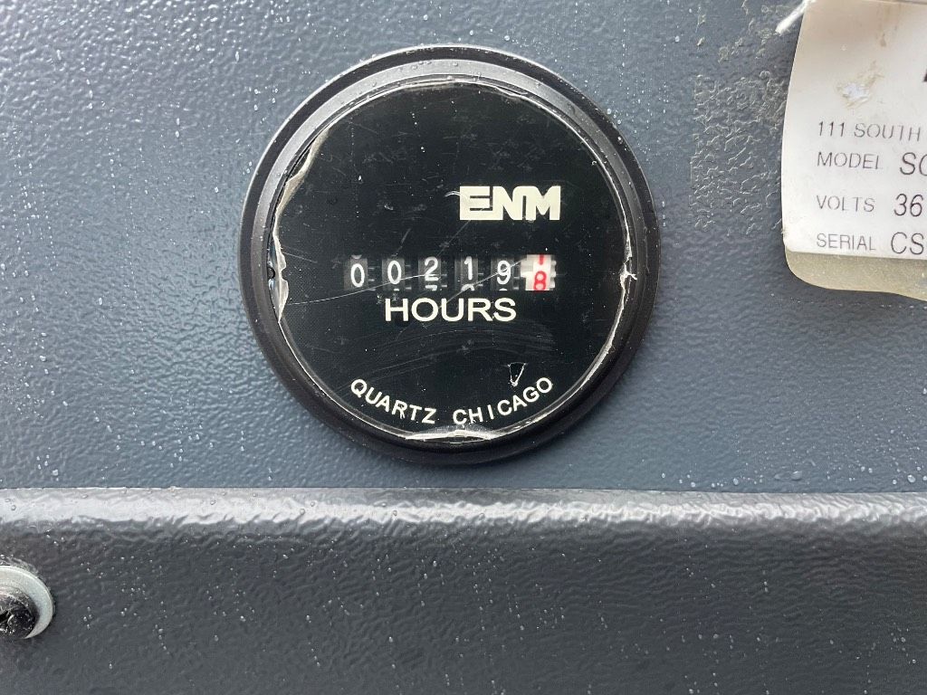 MINUTEMAN Powerboss SC2832E
