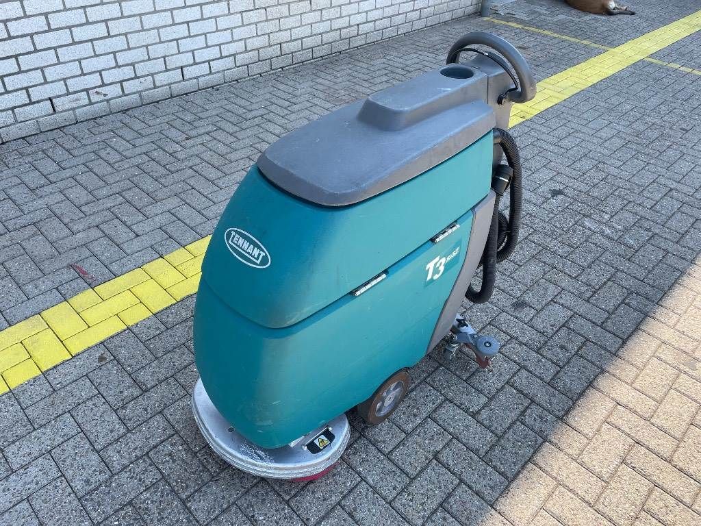 Tennant T 3