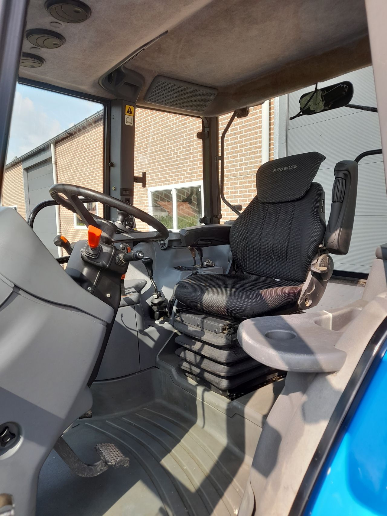 New Holland TS90 met dubbel lucht