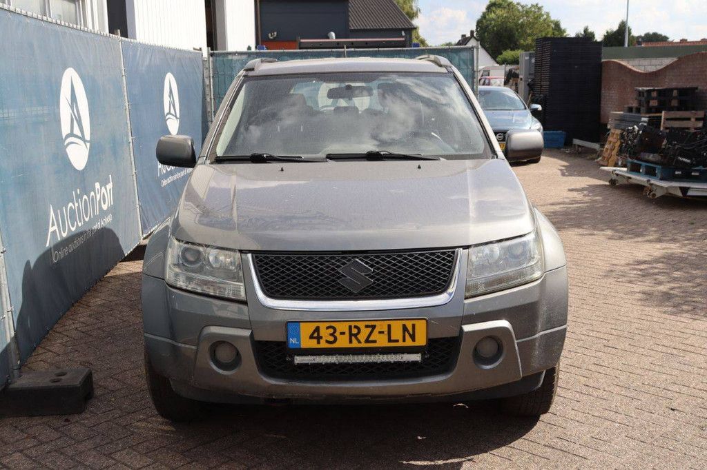 Suzuki Grand Vitara Benzine 140pk 2005