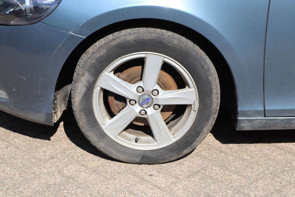 Volvo V40 D2 Diesel 114 PS 2014