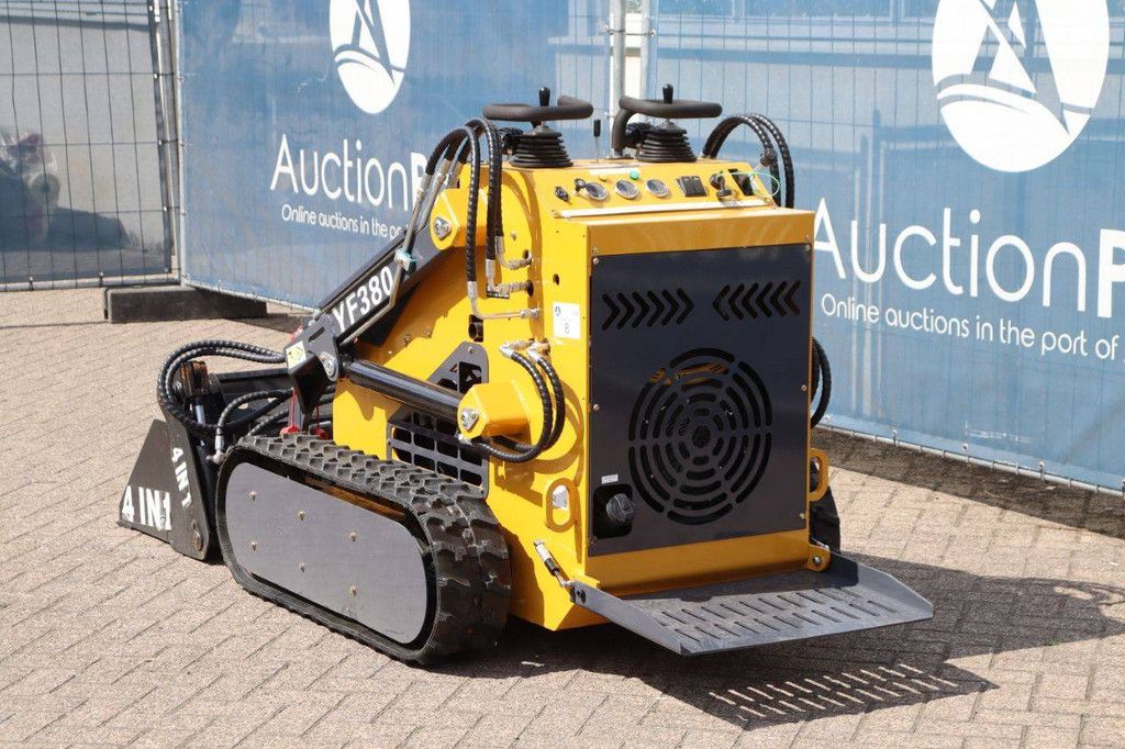 Kompaktlader Infront YF380 Benzin 16,8 kW 2025 Neu