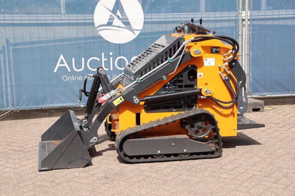 Kompaktlader Arteer QB-480 Benzin 24 PS 2025 Neu