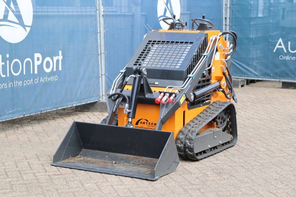 Kompaktlader Arteer QB-480 Benzin 24 PS 2025 Neu