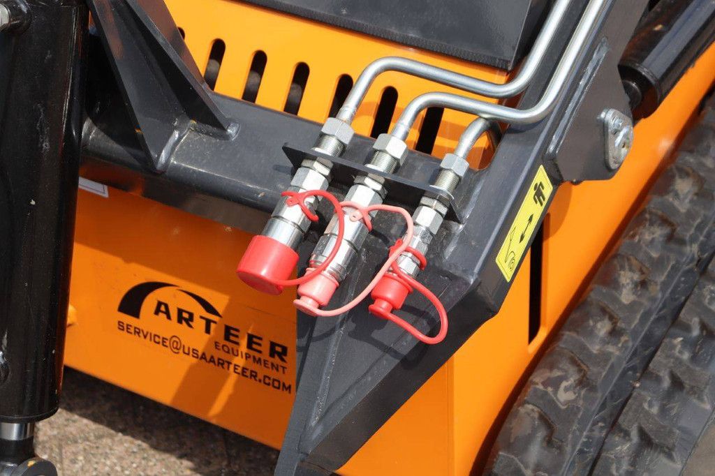 Skid Steer Loader Arteer QB-480 Petrol 24hp 2025 New