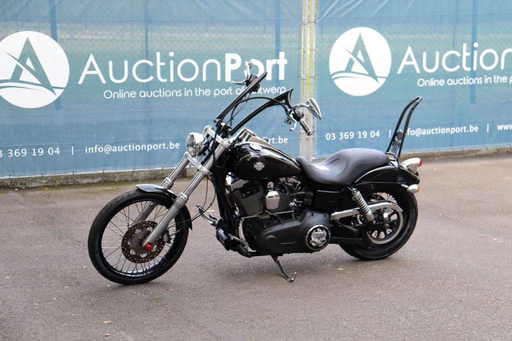 Harley-Davidson Dyna Wide Glide Benzine 2016