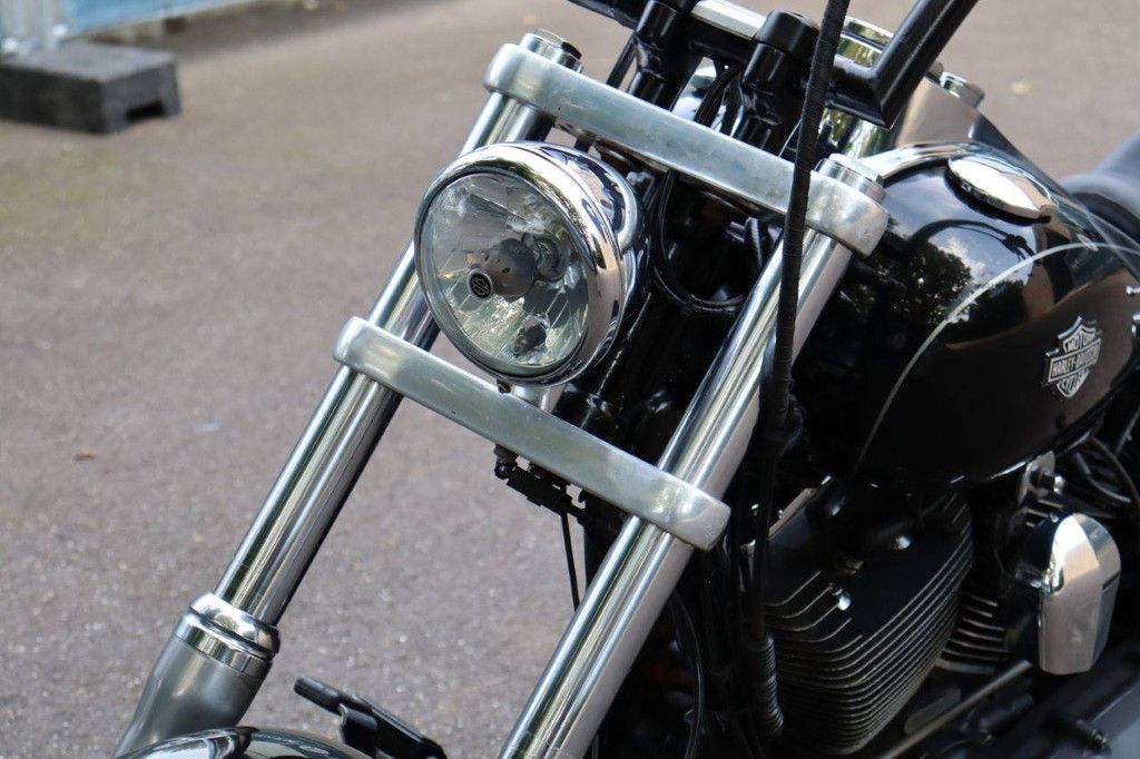 Harley-Davidson Dyna Wide Glide Benzine 2016