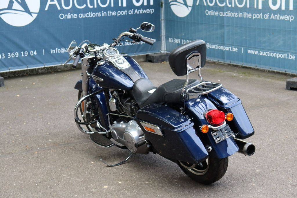 Harley-Davidson DYNA Switchback Benzine 2013