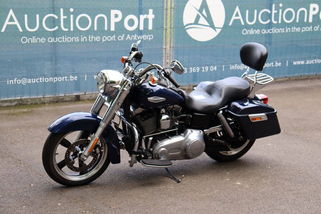 Harley-Davidson DYNA Switchback Benzine 2013