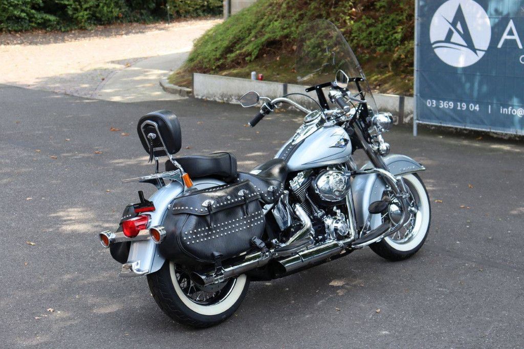 Harley-Davidson Heritage Softail Benzine 2010
