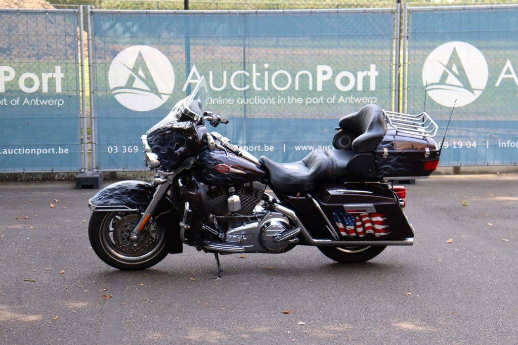 Harley-Davidson Ultra Classic CVO Benzine 2008