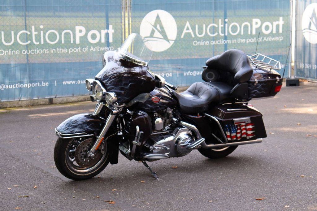 Harley-Davidson Ultra Classic CVO Benzine 2008