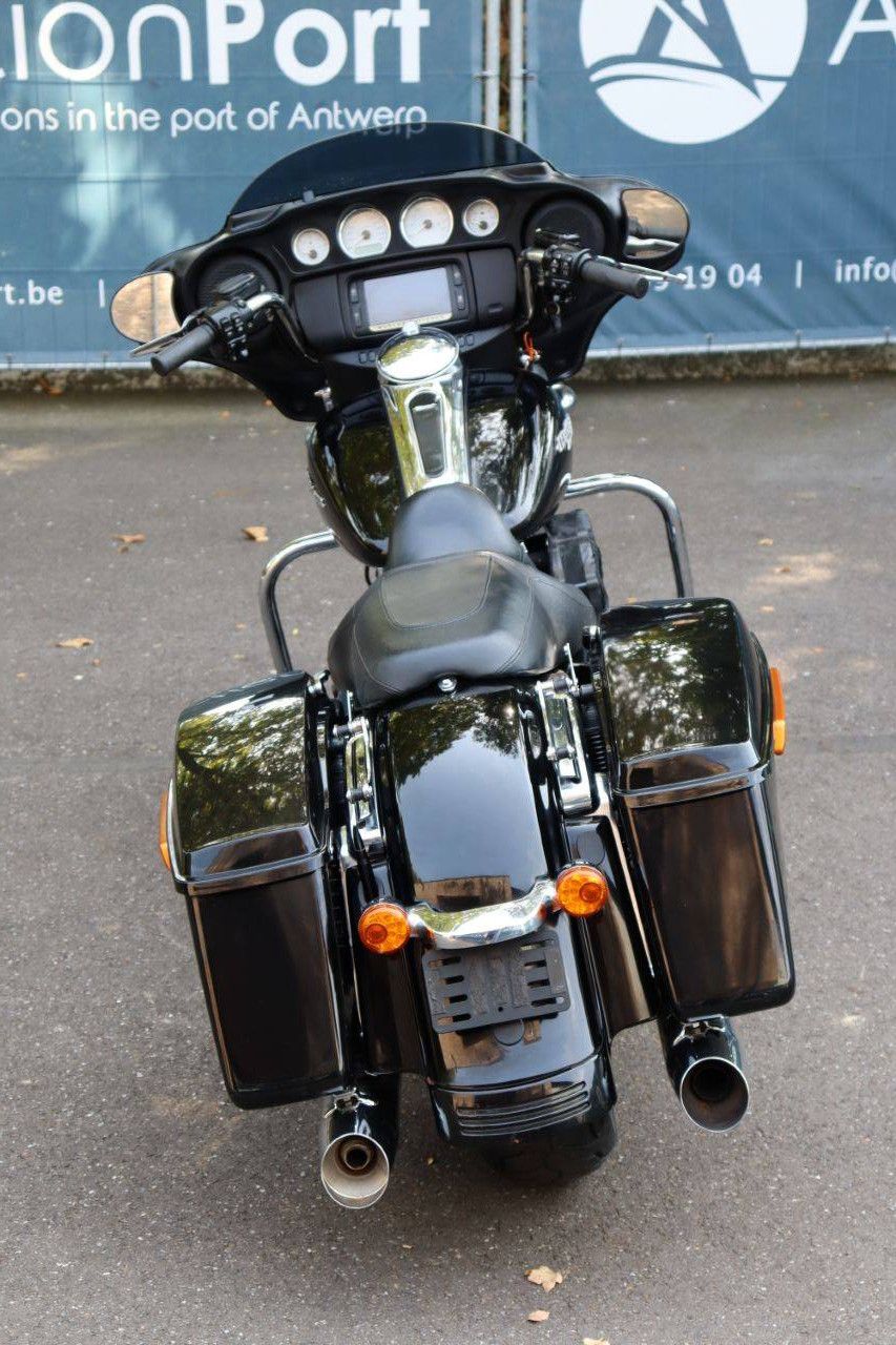 Harley-Davidson Street Glide Benzine 2014