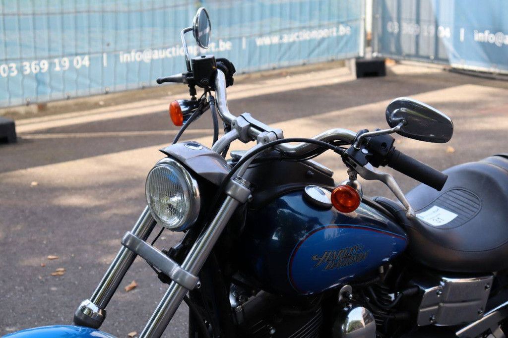 Harley-Davidson Dyna Low Rider Benzine 2004