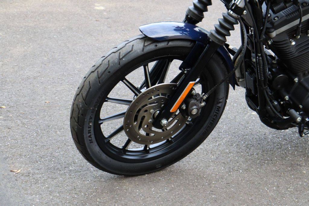 Harley-Davidson Sportster XL883 Iron Benzin 2013
