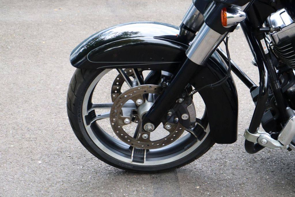 Harley-Davidson Street Glide Benzine 2015
