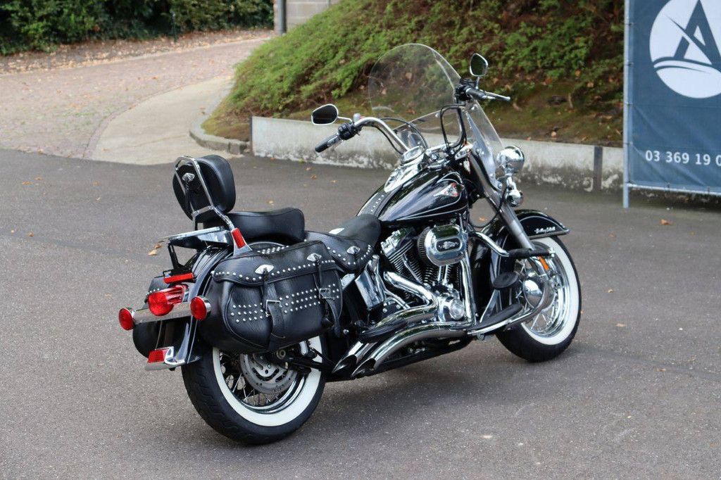 Harley-Davidson Heritage Softail Classic Benzin 2012