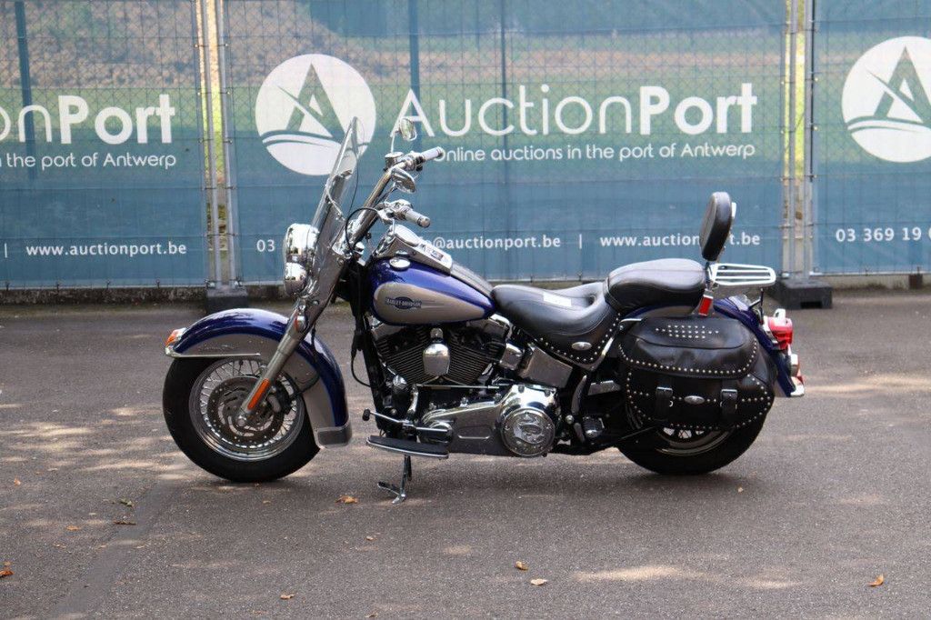 Harley-Davidson Heritage Softail Classic Benzine 2011