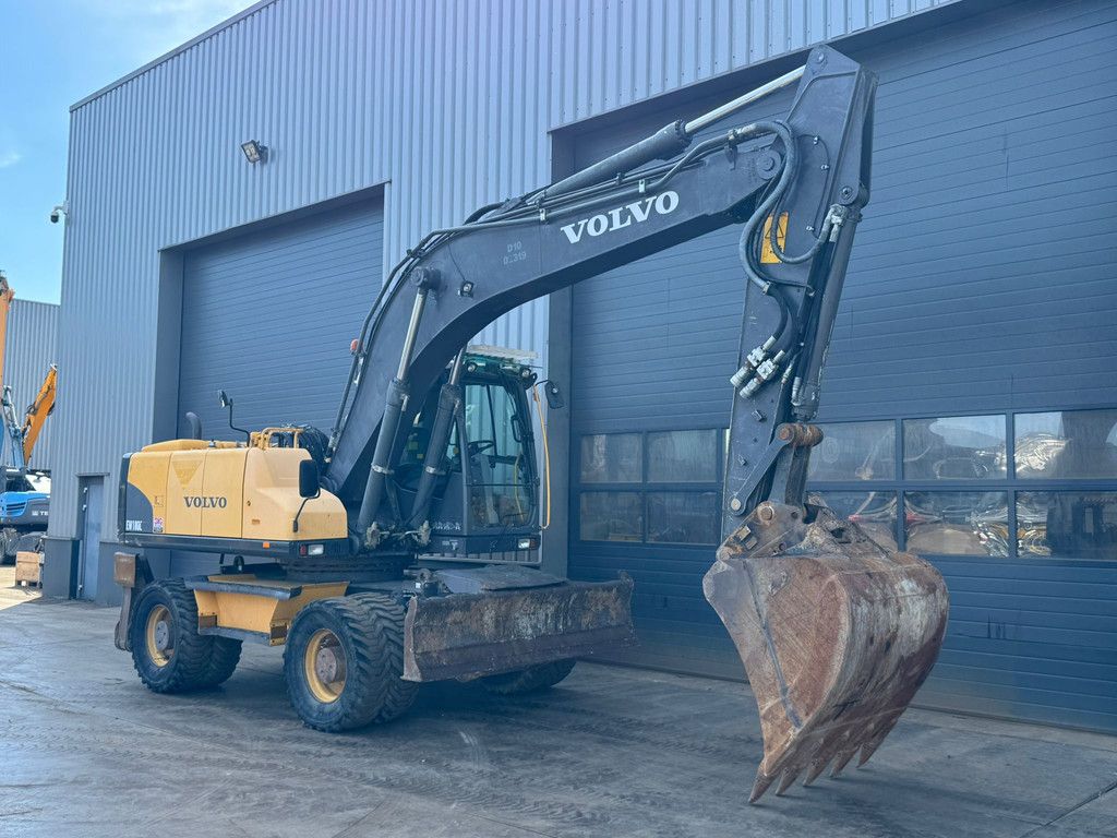 Volvo EW 180C