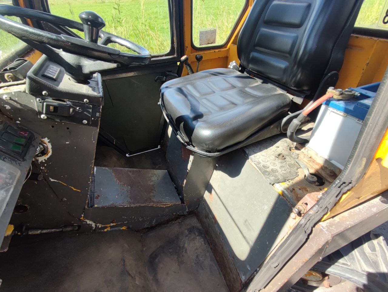 KRAMER shovel (type 112 SL, Yanmar motor, cabine, etc.)