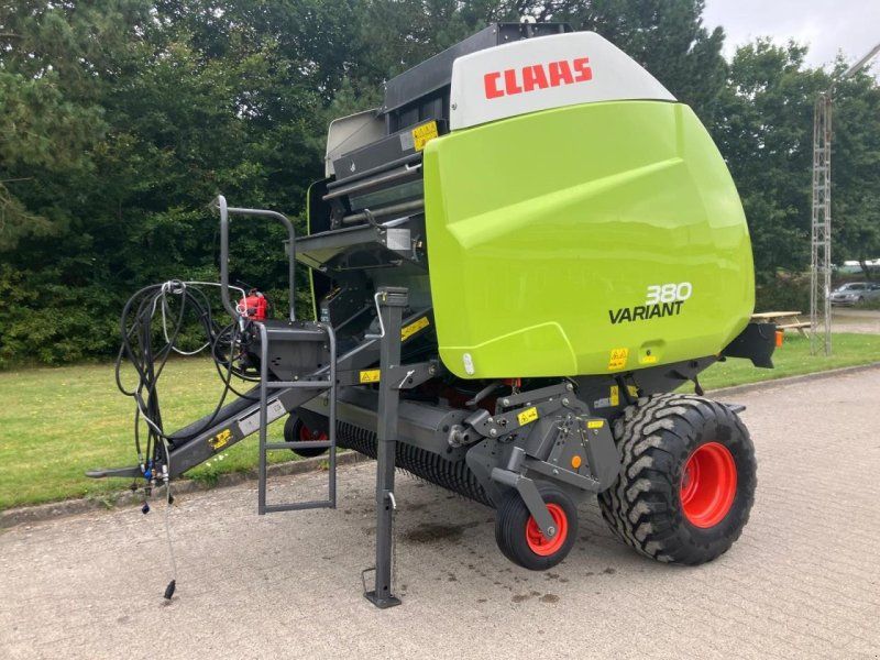 Claas VARIANT 380RF-PRO