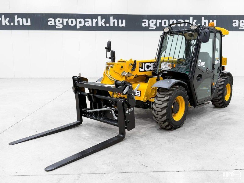 JCB 525-60 Hi-Viz 2 m total height, 6 m reach, 2,5 ton lifting capac