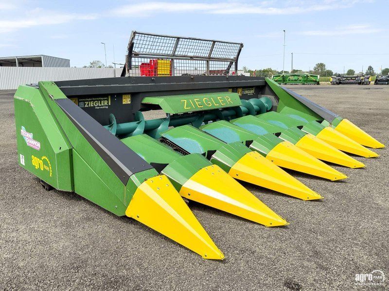 Ziegler Corn Champion 6S 6 row corn header with fixed frame, for John De