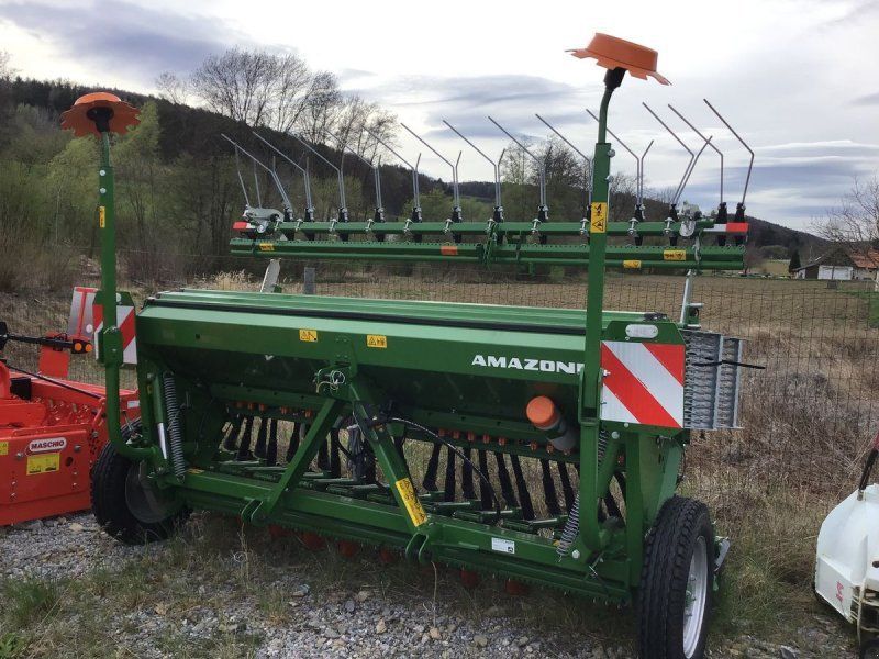 Amazone D9