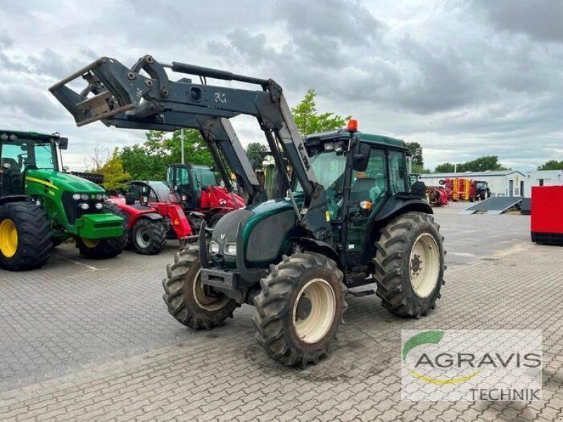 Valtra A 83 H
