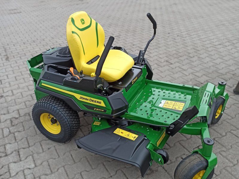 John Deere Z 320 M